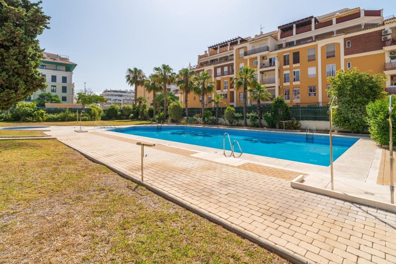 Apartamento Azucarera Torre Del Mar Eksteriør bilde